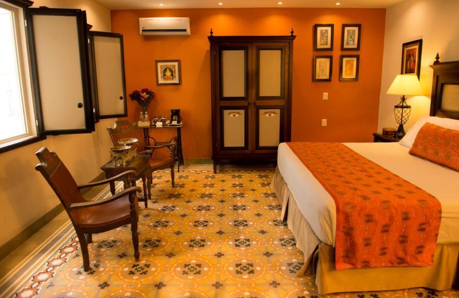 Grand Hotel Tepatitlán Tepatitlán de Morelos Quarto foto